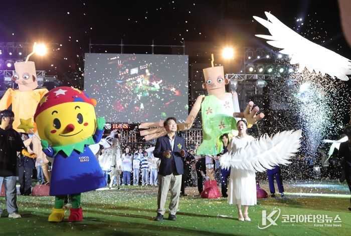 “인형극, 춘천의 밤을 수놓다” 춘천세계인형극제 개막