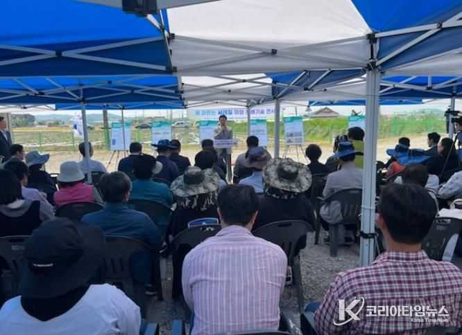 부안군-농촌진흥청, 벼 마른논 써레질 재배기술 현장 연시회 개최
