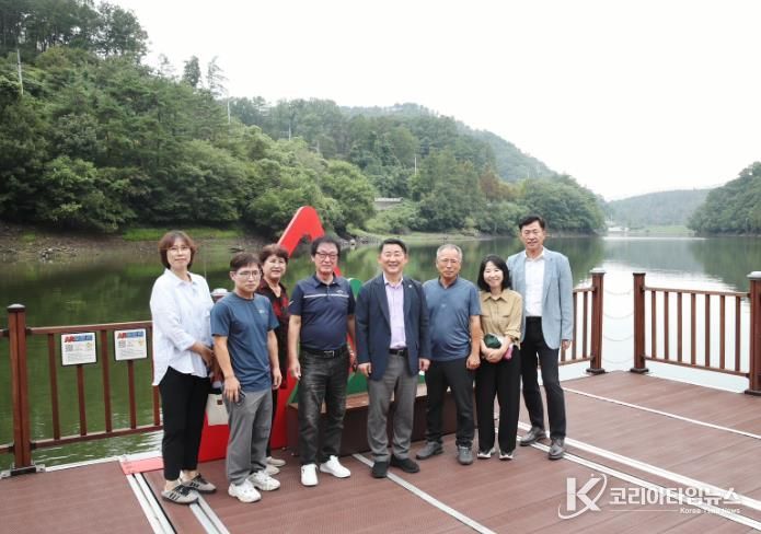 8일 서철모 서구청장 장태산 물빛거닐길 현장 방문 장면