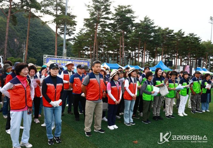 교통 안내·급수 지원·응원 등 다채로운 활동으로 안전한 대회 운영