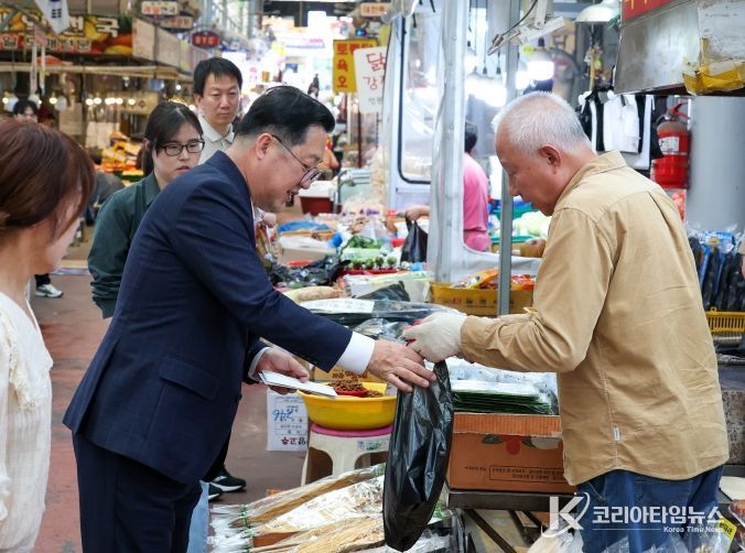 대전시, 추석 앞두고 전통시장 찾아 상인 격려