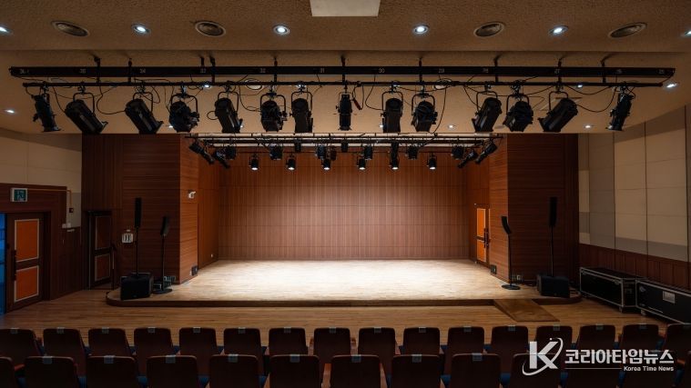 빛고을아트스페이스 소공연장