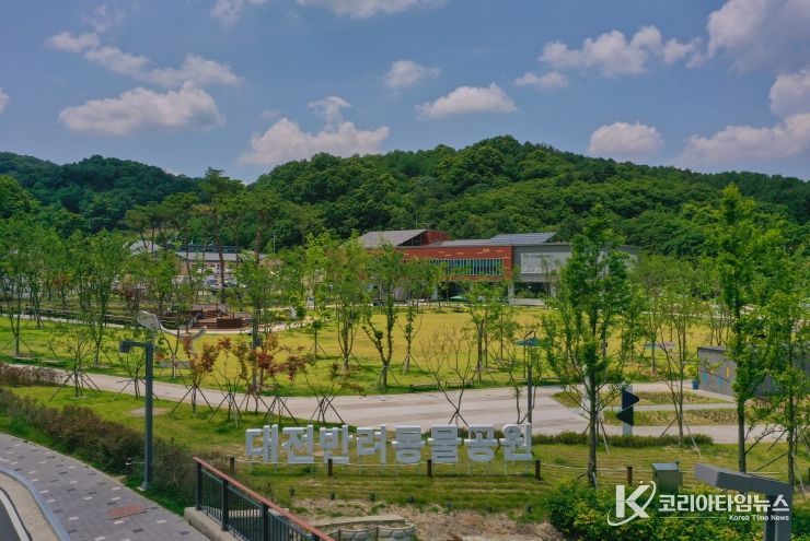 전국 최초 자치구별 반려동물 놀이터 전면 구축