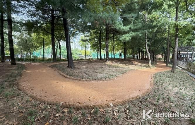 길주공원에 조성된 맨발길