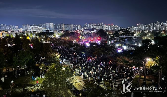 김포시는 지난 18일 한강중앙공원과 라베니체 일원에서 ‘2025 김포 라베니체 축제’를 개최했다.
