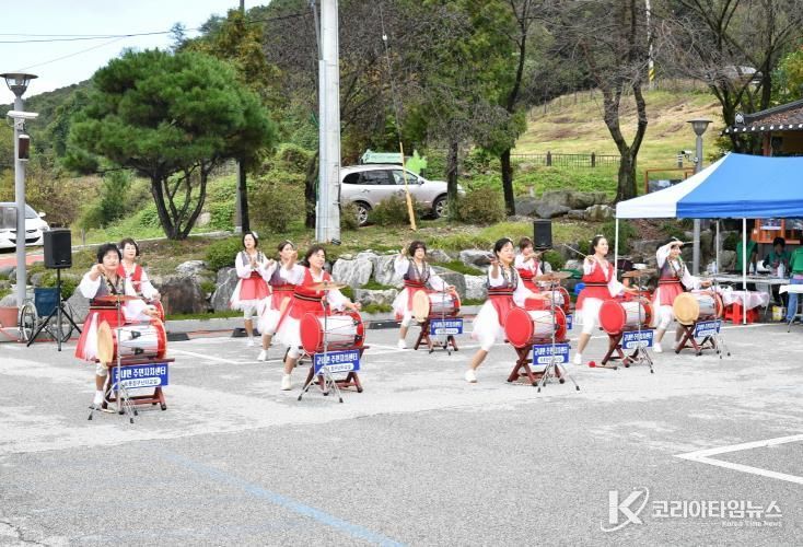 포천시 군내면 남녀 새마을협의회, 첫 통합 효잔치 성황리 개최