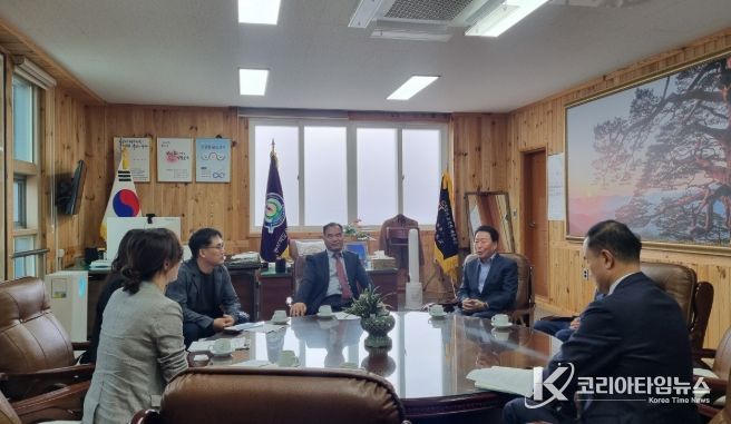 영남대학교 지역경제연구소와 교육 협력 방안 논의