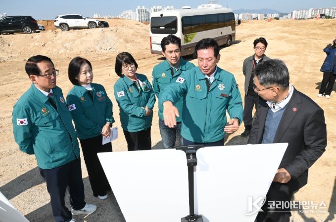 문화복지환경위원회, 행정사무감사 대비 생태복원 중인 삼산·여천매립장 등 주요 현장점검