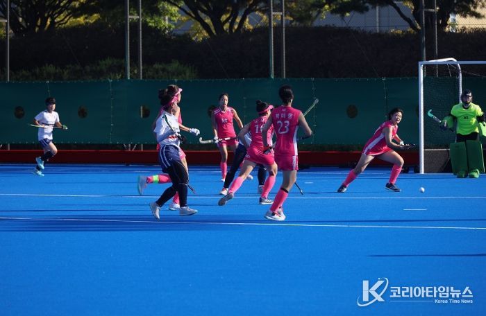 KT sports 직장운동경기부 하키팀(분홍색 선수복) 2025 전국체전 동메달(사진 제공 대한하키협회)/2025년도 직장운동경기부 운영 지원 공모 선정 70,000천 원 국비 지원