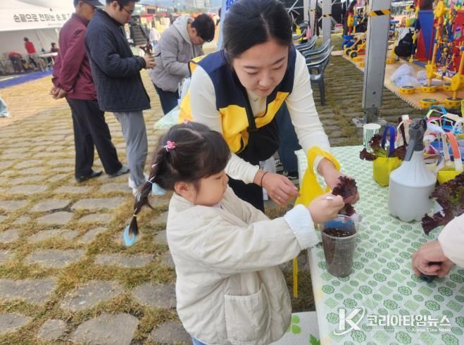 예천군, 폐현수막 재활용 화분주머니 식물심기 체험행사