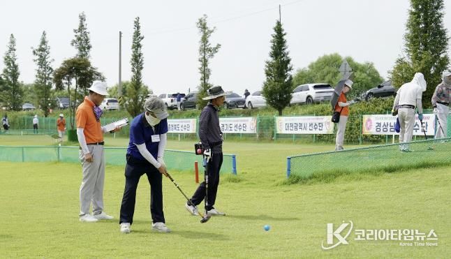 지난해 8월 17일부터 18일까지 서산파크골프장에서 열린 2024 국제 크루즈 민항 취항기념 서산시장배 전국 파크골프대회