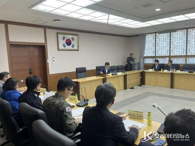 이상익 함평군수가 안전관리위원회 주재하는 모습