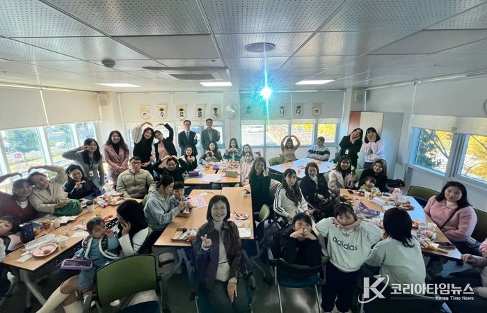 사천시가족센터, 2025 결혼이민자 한국어교실 종강식 열어