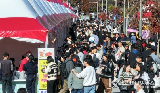 ‘2025 순창 코리아 떡볶이 페스타’, 4만 명 참여 속 대미 장식
