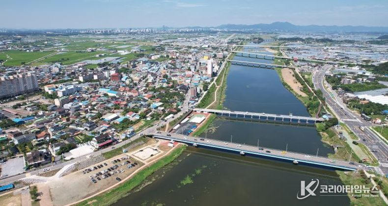 나주시가 기존 남평강변도시 성공 경험을 확장해 ‘남평 제2강변 도시개발사업’을 본격 추진한다. 사진은 남평강변도시 일대 전경.