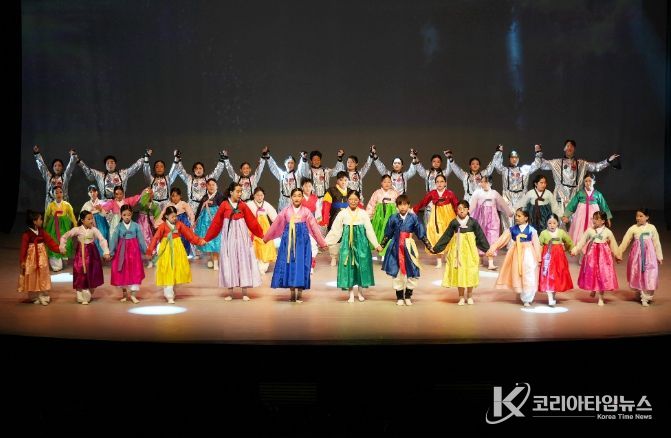 우주항공도시 사천의 과거·현재·미래를 춤으로 잇는 ‘시간여행’