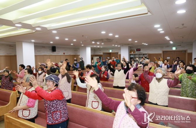 예천군, 늘푸른대학 졸업식