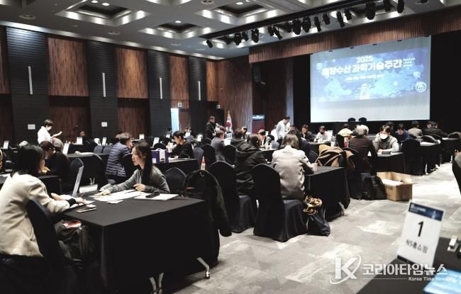 완도군, 해양바이오 연구소 입주 기업 판로 개척 나서