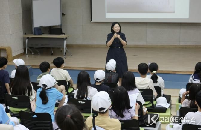 ‘꼬북클럽(GO! BOOKCLUB)’ 김혜정 작가와의 만남