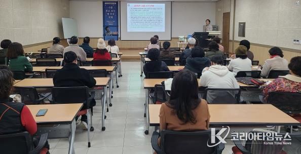 점촌도서관, 2025년 하반기 글사랑문학회 작가 특강