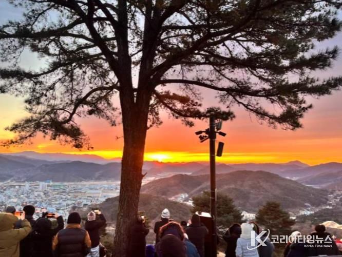 2026년, 병오년 ‘대가야 고도(古都)’ 고령에서 맞이하는 새해 첫 해돋이