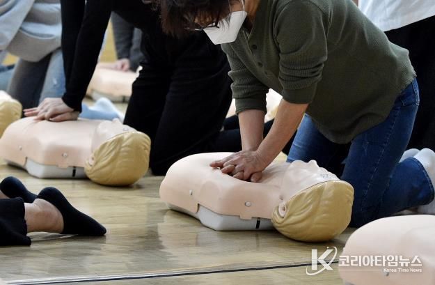 심폐소생술 교육 실시 모습