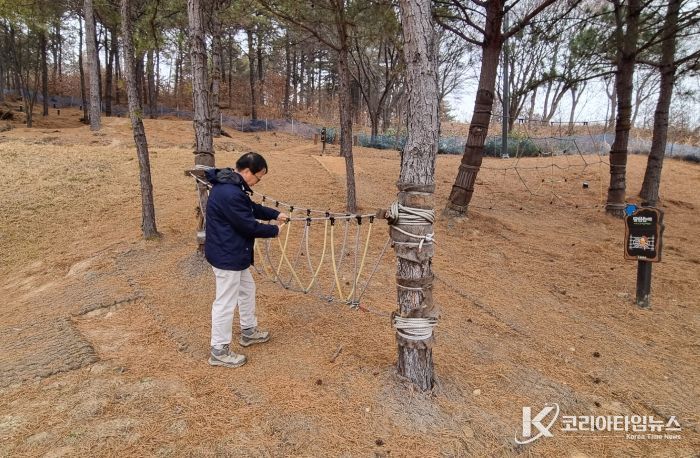 금산군, 동절기 유아숲체험원 안전점검 모습