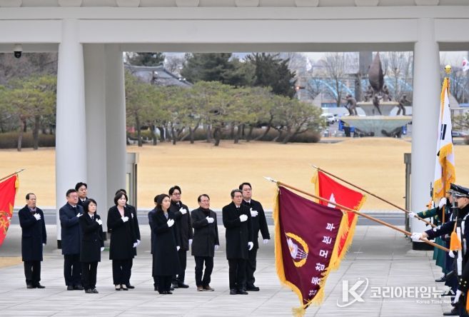최호정 의장 현충원 참배