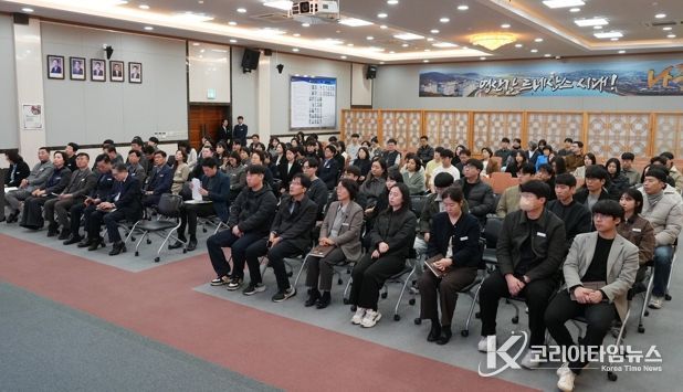 나주시, 3월 정례조회 개최…지역 발전 헌신 시민과 단체 표창