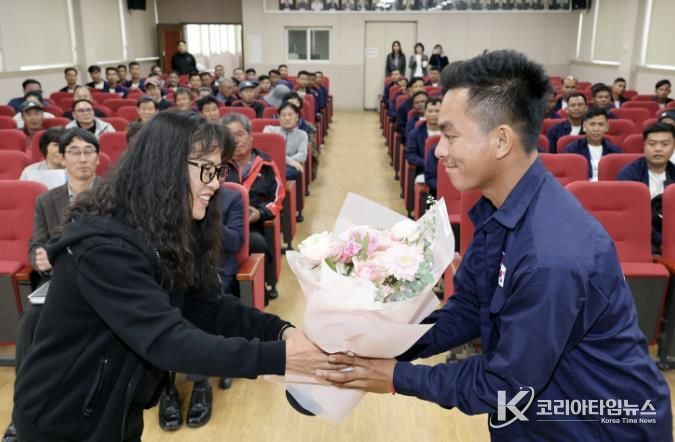 괴산군, 캄보디아 계절근로자 재방문율 72%…‘숙련‧안전성’ 모두 잡아