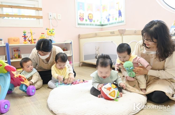 달성군, ‘압도적 보육 패키지’로 저출생 정면 돌파! 사진 1(3월 11일 촬영. 화원읍 소재 백설어린이집. 0세반 교사 대 아동 비율 완화 사업)