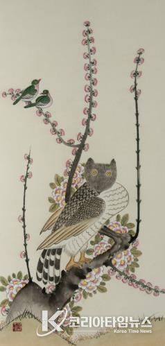 광양시 제25회 광양매화축제서 엄재권 화백 민화 특별전 개최 관광과(부엉이와 매화).
