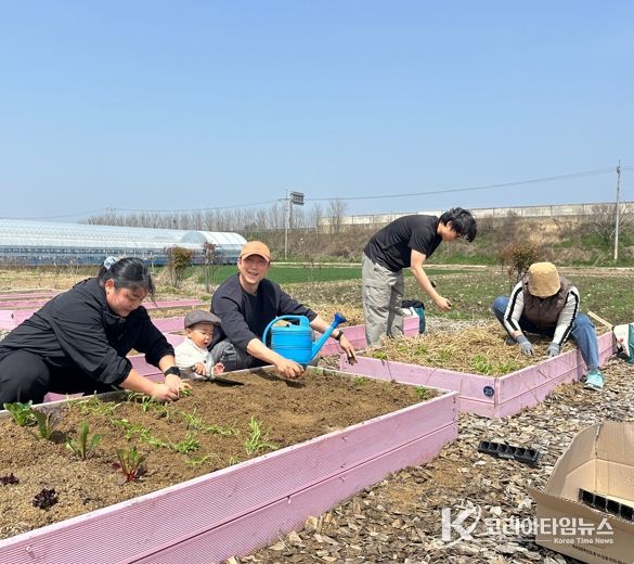 ‘자연으로 농업을 배우다’ 도시농업 체험농장 도란도란 개장
